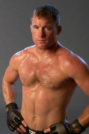 Matt Hughes Portret Posisie — Huawei MatePad Edge Muurpapier