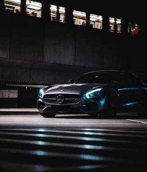 Mercedes Benz gloei in die donker agtergrond — Galaxy Z Vou 6 Muurpapier