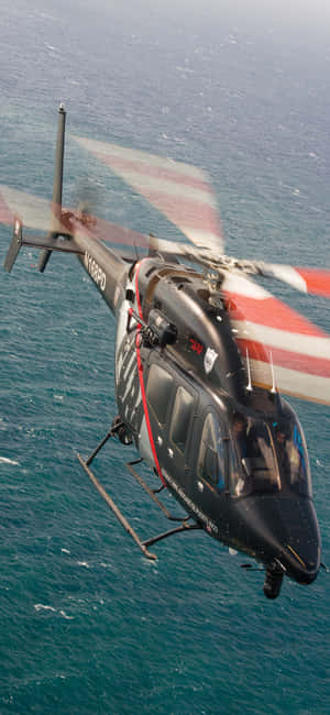 Iphone Xs Helikopters Agtergrond — iPhone 15 Plus Muurpapier