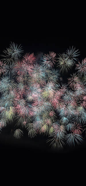 Nuwejaarsvuurwerke pastel esteties agtergrond — iPhone 18 Pro Max Muurpapier