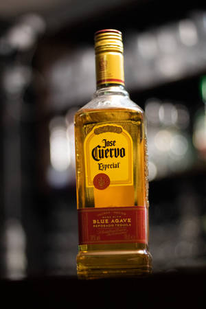Onderskrif: Elegante Jose Cuervo Agave Tequila Bottel — Xiaomi Pad Muurpapier