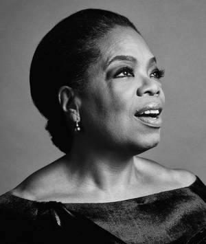 Oprah Winfrey Elegante Portret agtergrond — Motorola Razr 70 Ultra Muurpapier