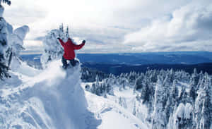 Opwindende Wintersport op die Sneeubedekte Berg — MacBook Pro 13 Muurpapier