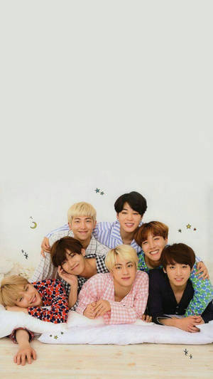 Oulike BTS In Slaapklere — Oulike bts Muurpapier
