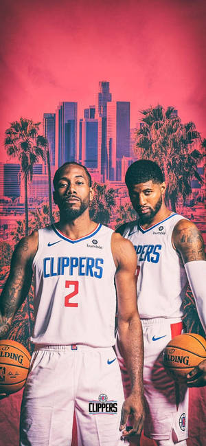 Paul George en Kawhi Leonard-foonagtergrond — iPhone 12 Muurpapier