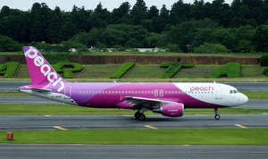 Peach Aviation by Narita-lughawe — Japan GIF Muurpapier