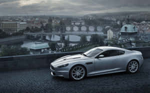 Pragtige Aston Martin Vanquish Gereed vir 'n Ry — Steam Deck Muurpapier