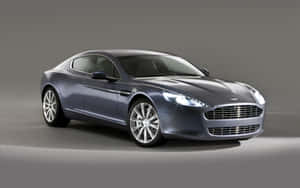 Pragtige Aston Martin Rapide S in beweging — Steam Deck OLED Muurpapier