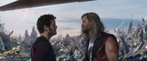 Thor Love And Thunder snaakse oomblik agtergrond — Thor love and thunder GIF Muurpapier