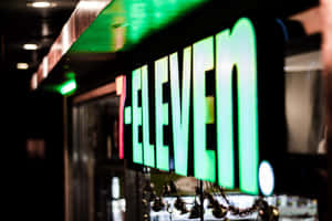 7 Eleven-agtergrond — MacBook Pro M2 Muurpapier