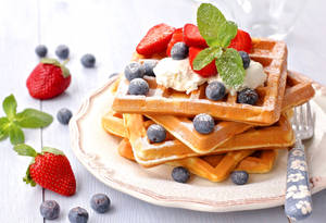 Waffels Aarbeie Bloubessies Room agtergrond — Dag Muurpapier