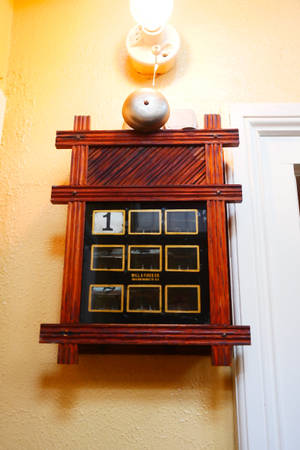 Winchester Mystery House Annunciator Intercom — Xiaomi Pad 9 Pro Muurpapier